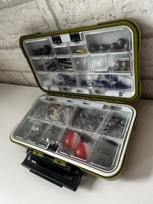 Skrzynka 320 elementów wędkarskich do zestawów montażowych