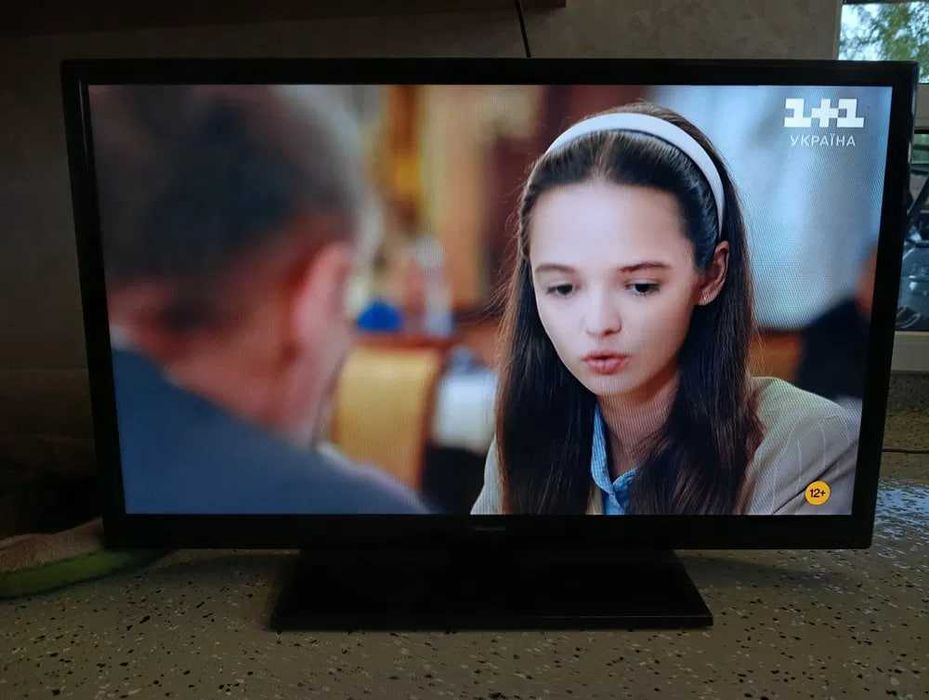 Телевізор 32" Full-HD з Європи