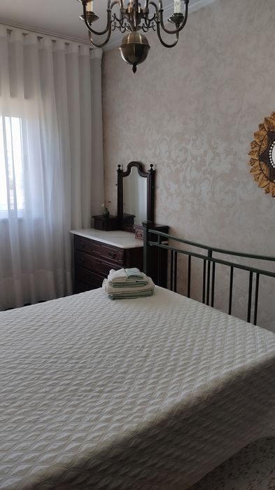 Alugo quarto no Porto