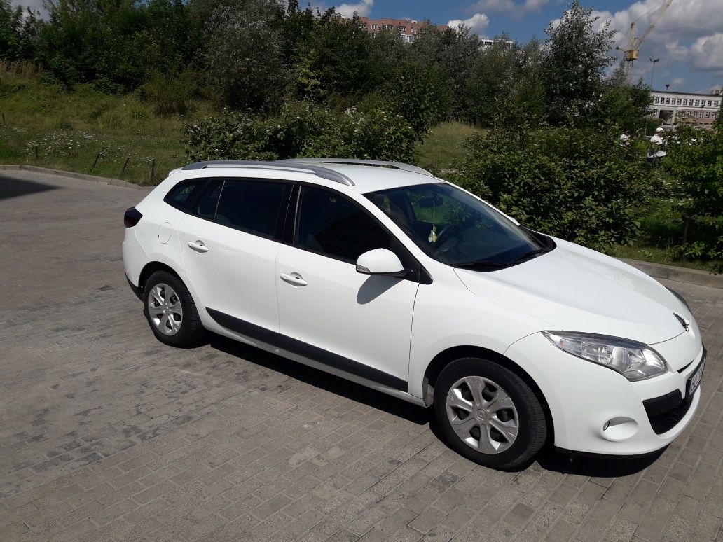 Megane 3, Рено меган 3, автомобіль меган 2011 року , renault megane 3