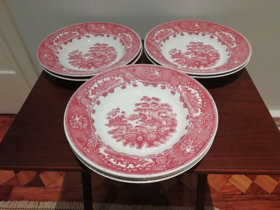 Pratos "Estátua" (Cavalinho), Sacavém