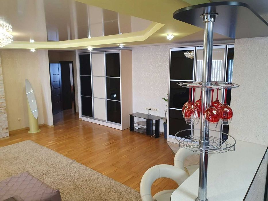 Продаж 3-х кімнатної квартири  86м2  м.Дрогобич