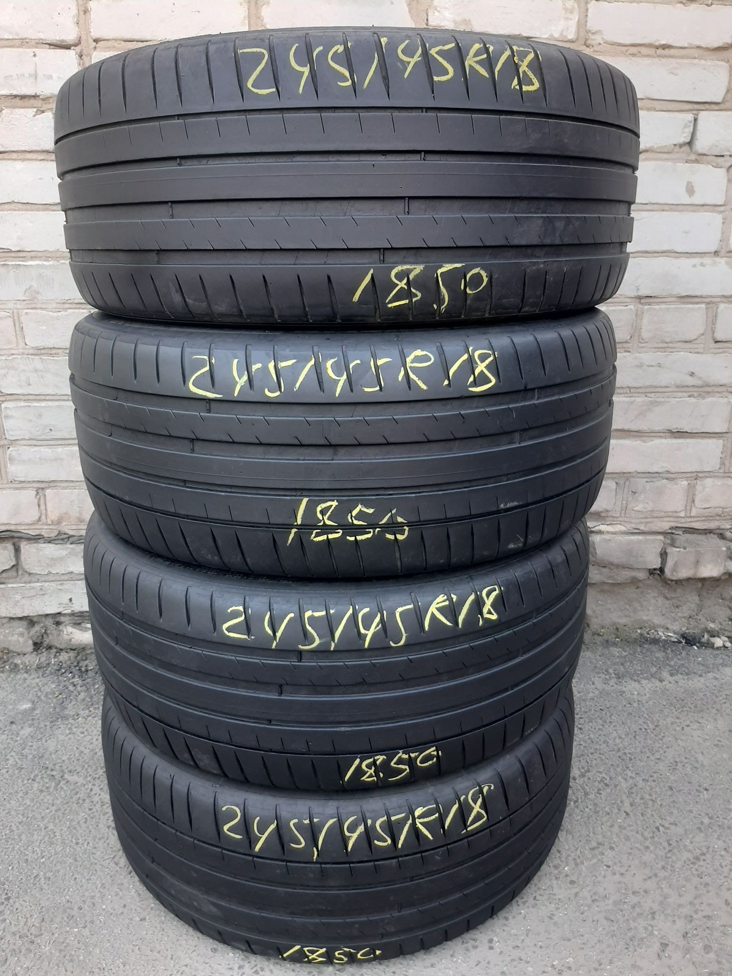 Шини б/у 245/45R18 Michelin літо.