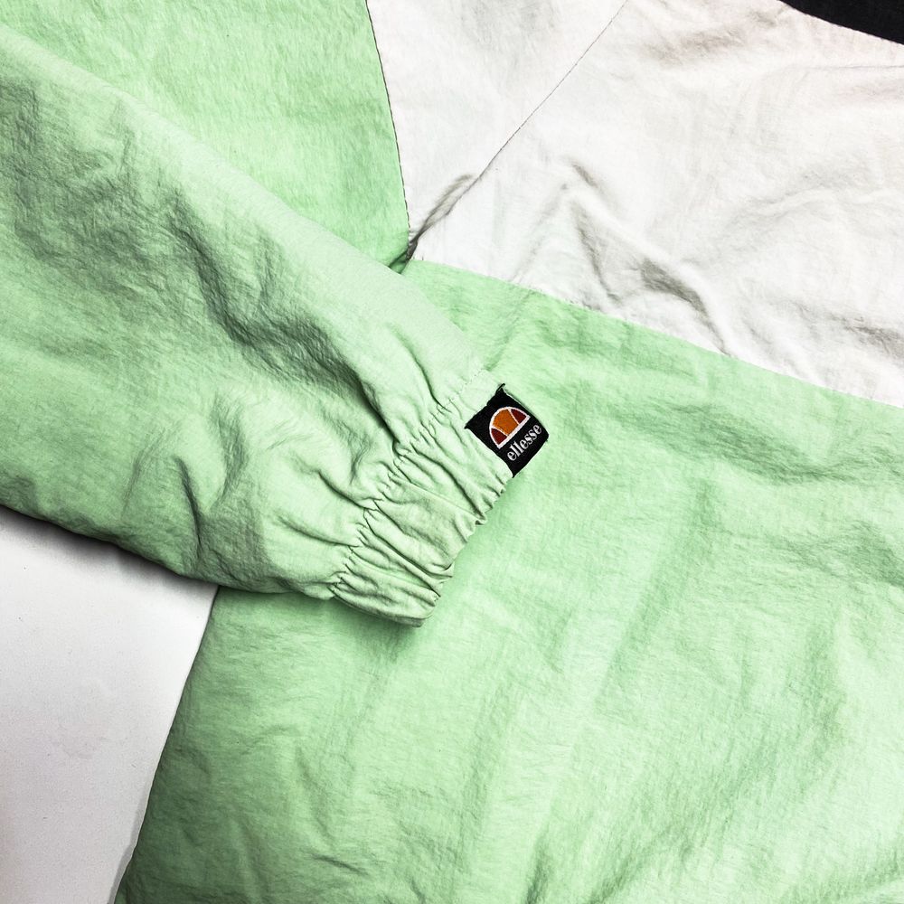 Вітровка Ellesse