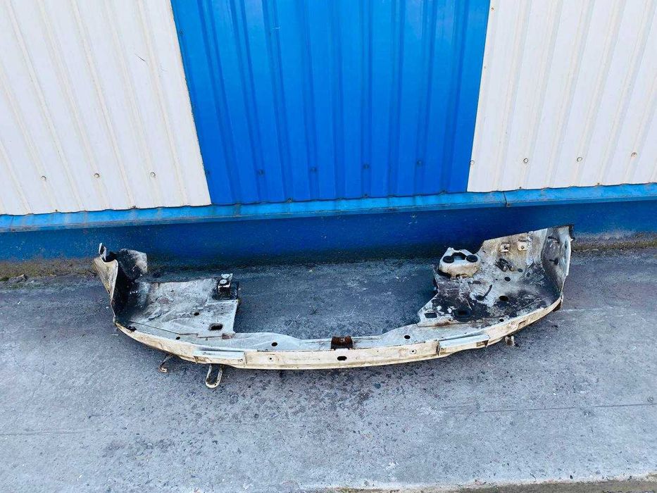 Брус передний Спринтер 96-06 ЛТ усилитель бампера MB Sprinter LT шрот