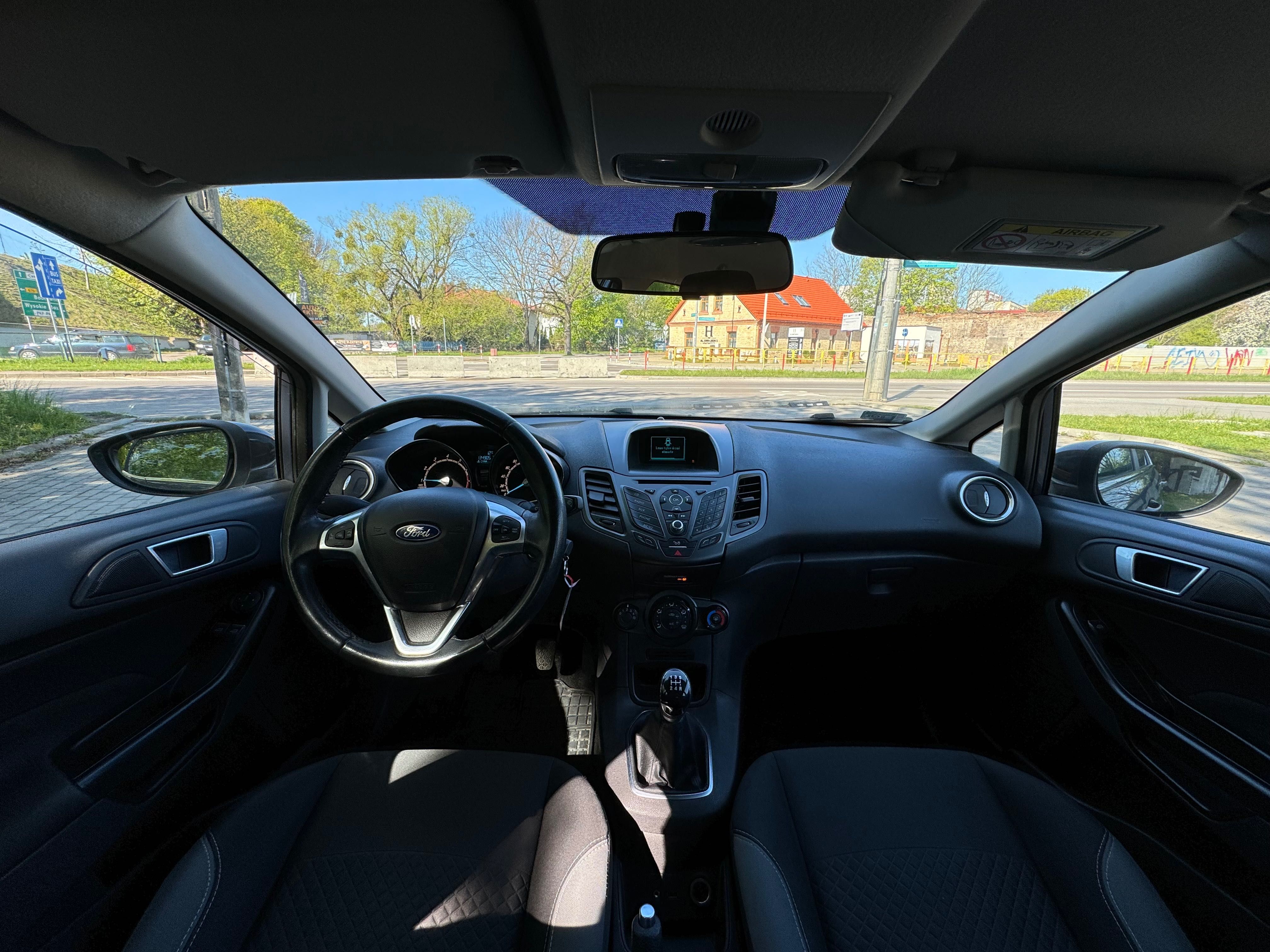 Ford Fiesta 1.3 benzyna klima tempotat elektryka