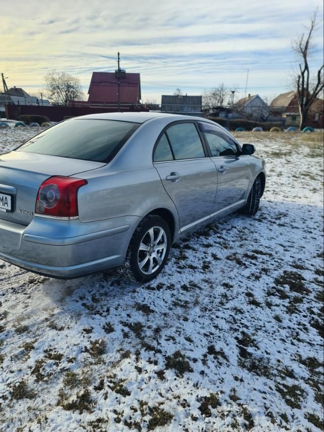 Toyota avensis t25