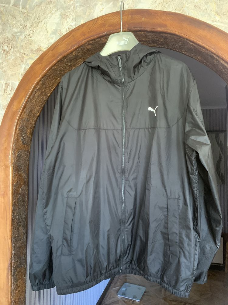 Вітровка чоловіча Puma essentials regular windbreaker чорна