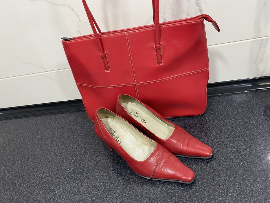 Conjunto carteira e sapatos