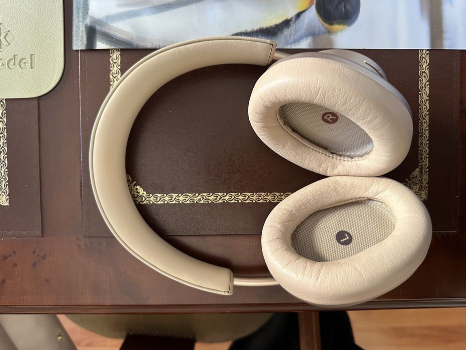 Headphones Huawei gold