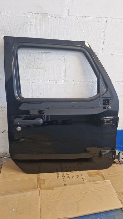 Drzwi Jeep Wrangle jl Rubicon Sahara Sport Prawy Przód