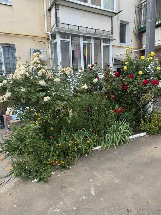 1 кім.квар. в Черноморкі.Новий будинок 48 м2. з ремонтом. Держпрограми