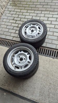 Felgi stalowe i opony zimowe do Smarta