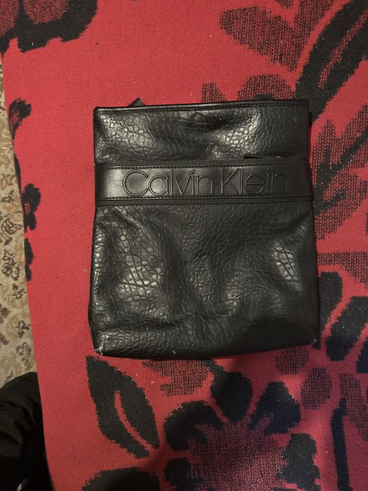 Сумка Месенджер Calvin Klein