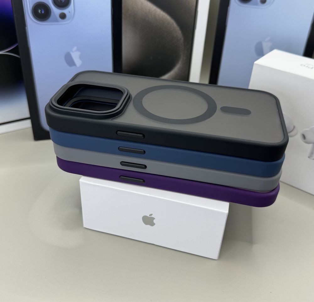Матовый чехол IPhone 15 Pro black MagSafe, 14 Pro black, 11 Pro Max