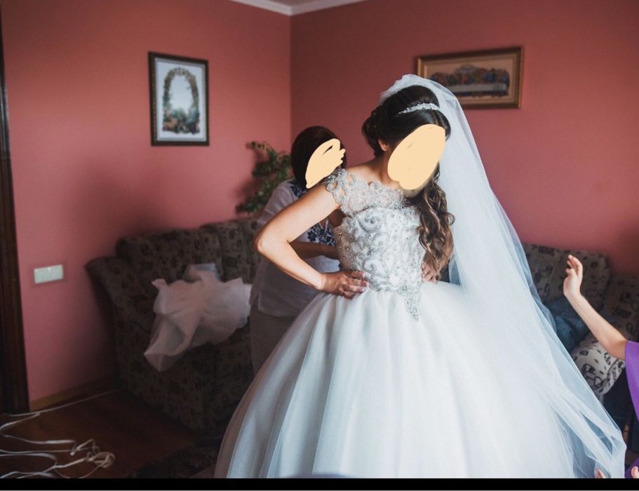 Весільне плаття