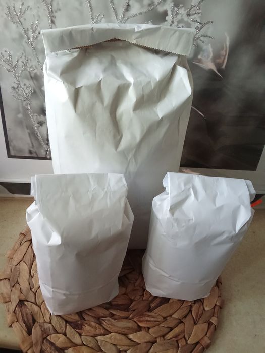 Mąka pszenna ,  orkiszowa , żytnia - mielona na żarnach kamiennych