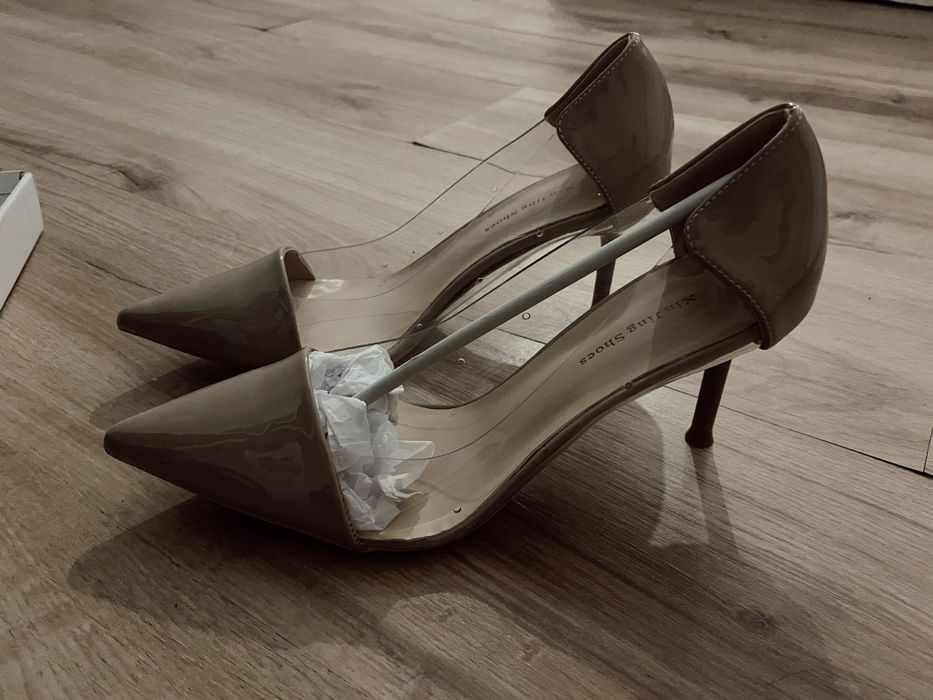 Sapato feminino tamanho 41 mas e forma pequena