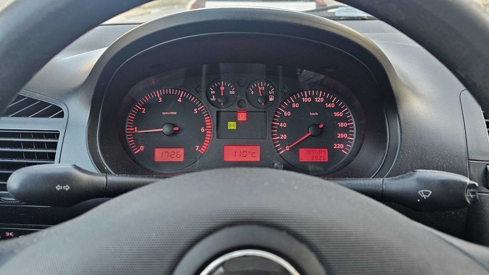 Seat Córdoba Vario 1.4 Gasolina 2000 BARATO