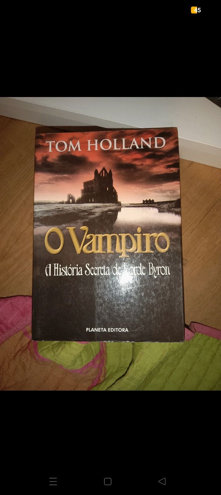Livros diversos..