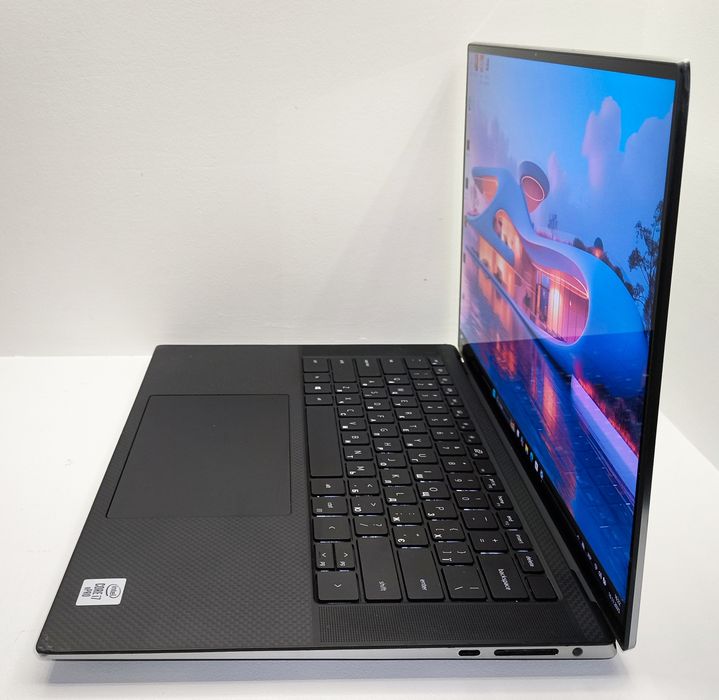 Dell Precision 5550 Графічна станція/15,6 4K Tuch/i7/32/T1000 DDR6 4Gb