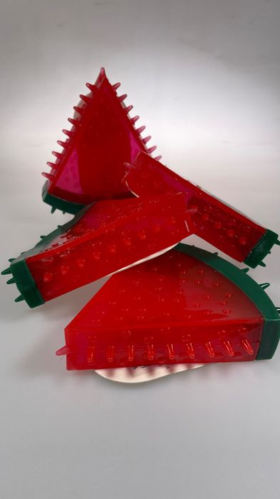 Zabawka dla psa z piszczałką w kształcie arbuza