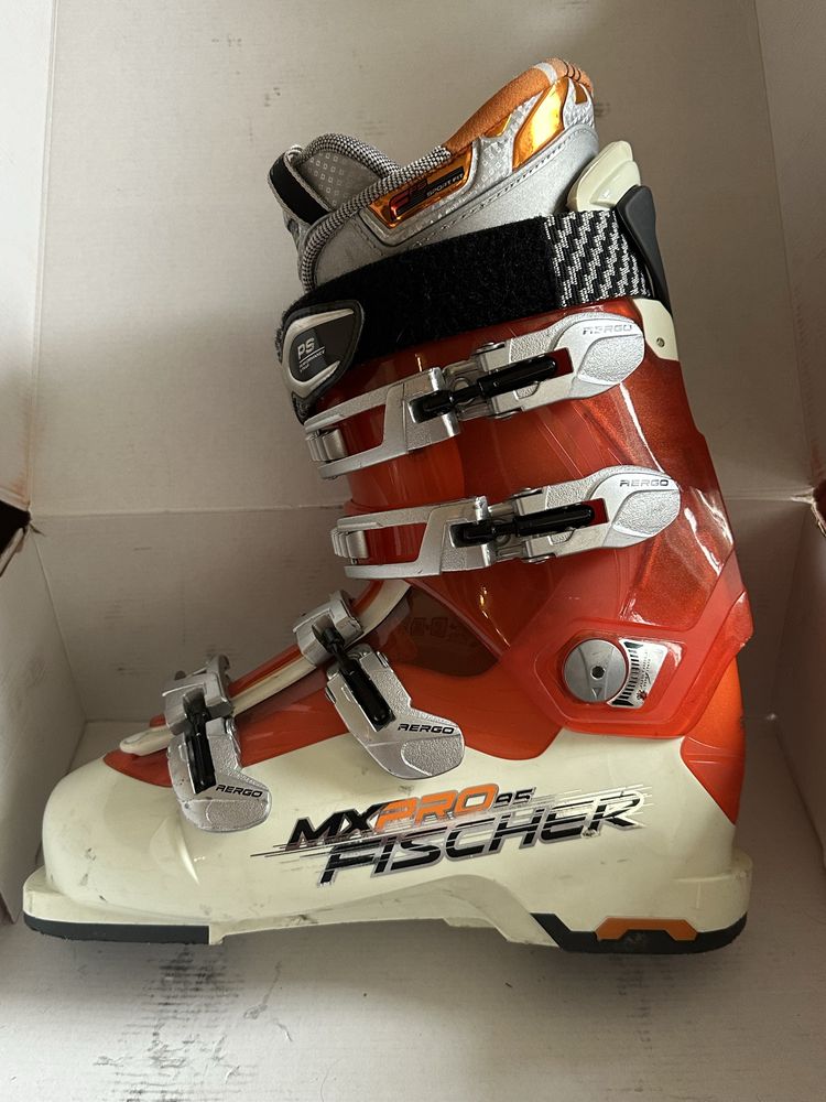 Buty narciarskie Fischer MXPRO 95, rozmiar 26.5/41.5-używane