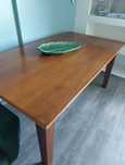 mesa linhas direitas