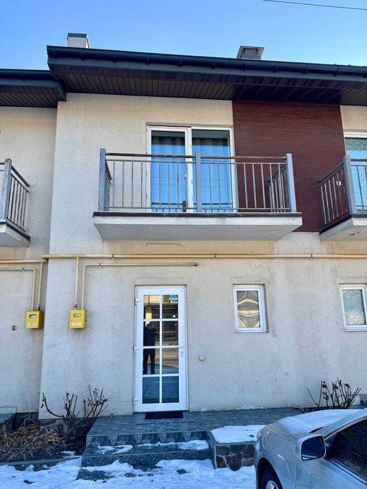 Оренда таунхаусу, Гатне