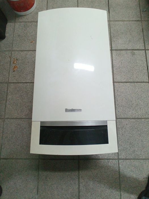 Caldeira de condensação Buderus Logamax Plus