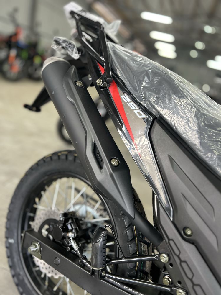 Мотоцикл Loncin 250 Новинка 2025 року Безкоштовна доставка