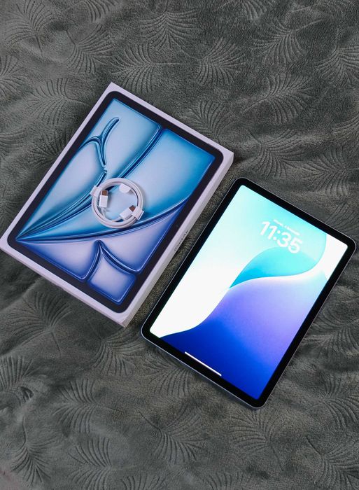 Tablet Apple iPad Air 11 (M3) 5G 128GB niebieski JAK NOWY GWARANCJA!