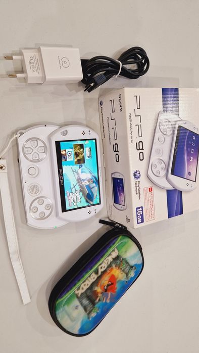Sony PSP Go 24гиг 60игр+ чехол!