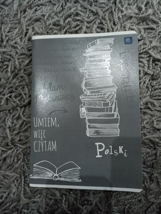 Zeszyt w linie ze ściąga