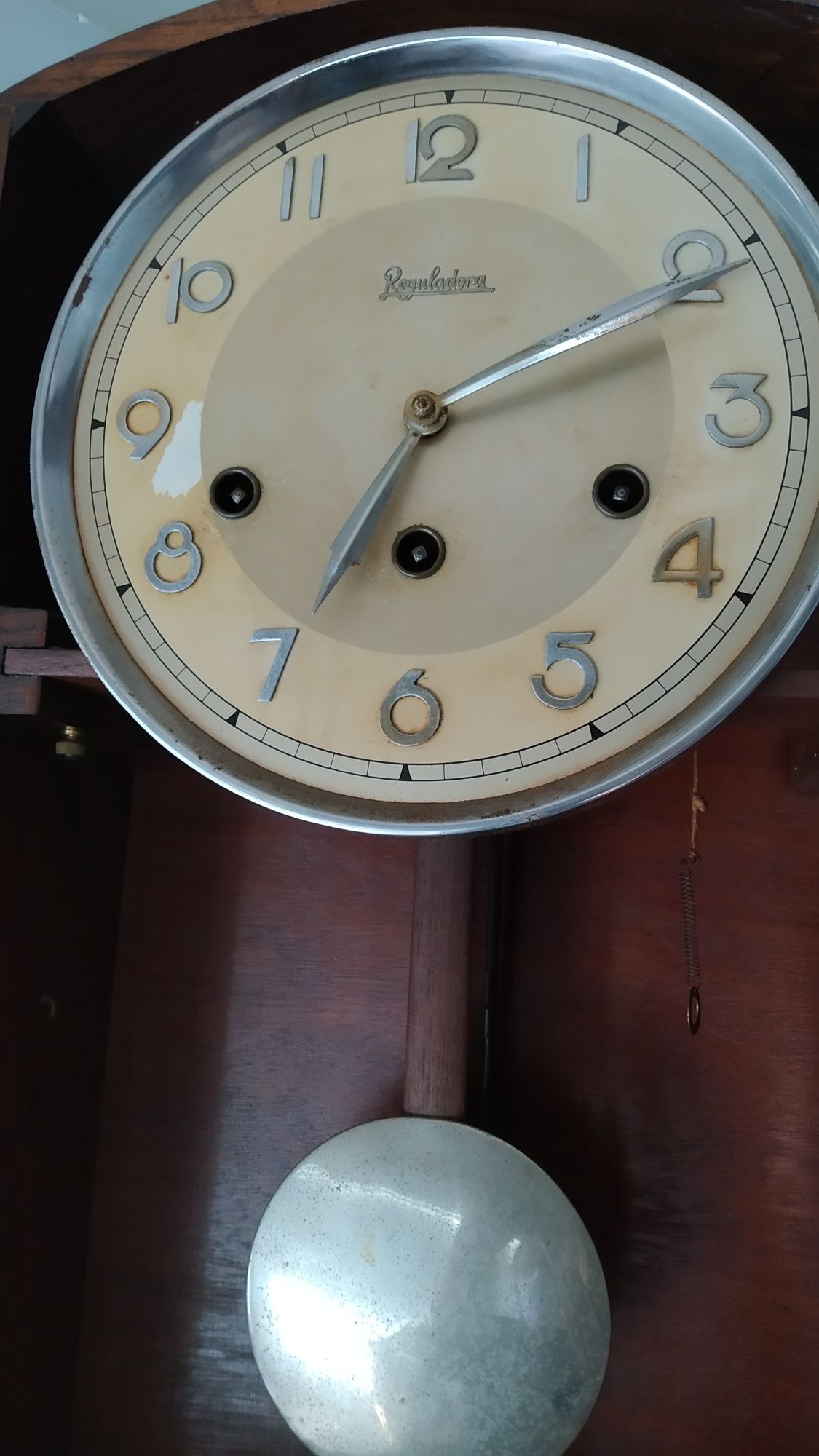 Relógio antigo da Reguladora a corda com 22x11,5 cm -  ÚLTIMOS DIAS