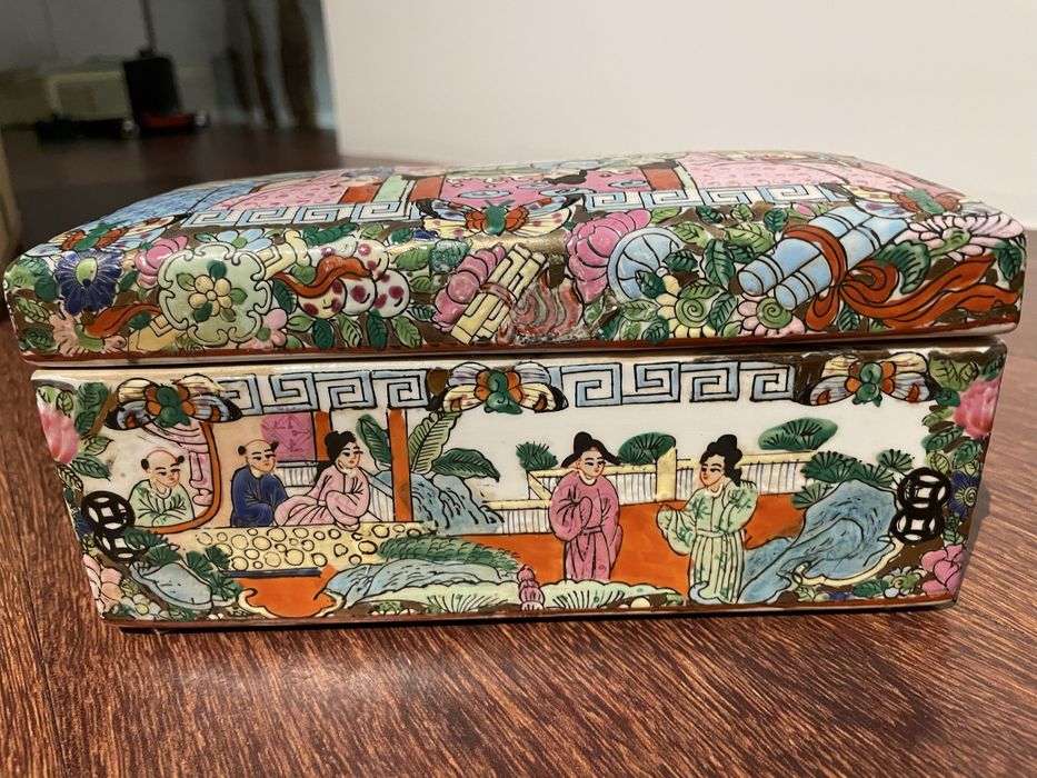 Caixa antiga chinesa