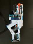 Nerf Ultra One ze strzałkami