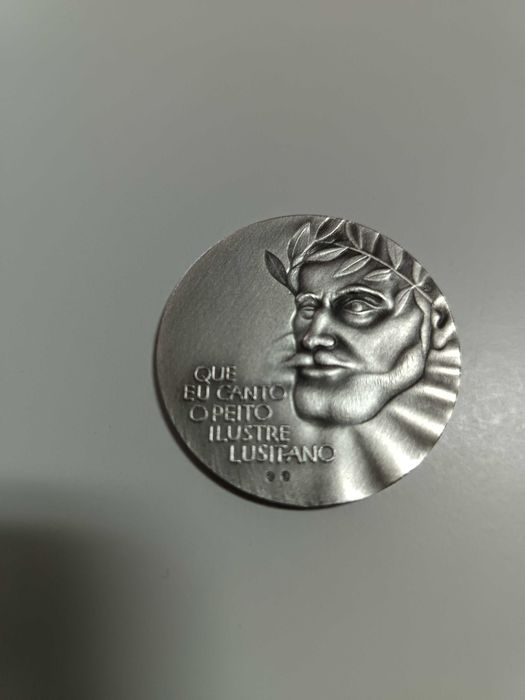 Medalha Camões em prata philae