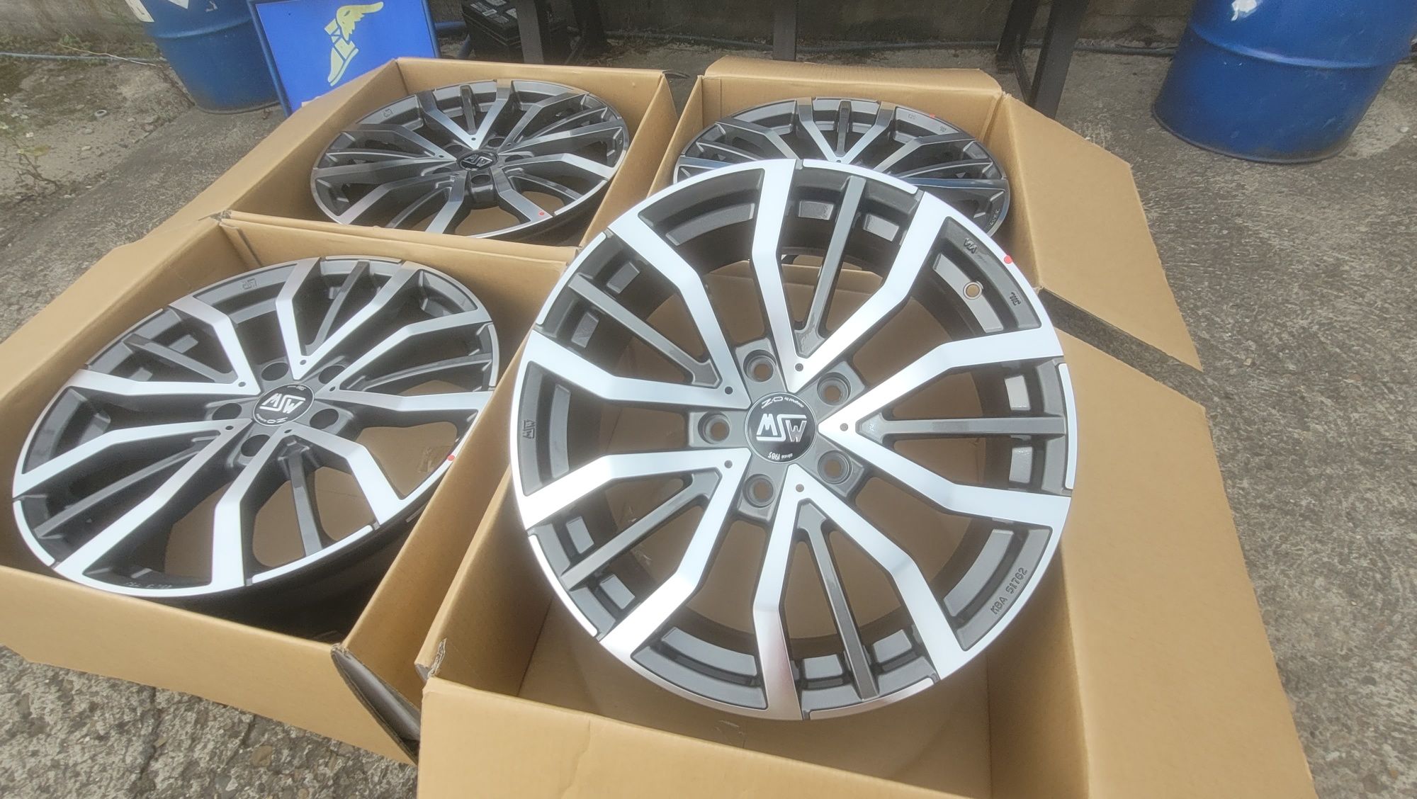 Felgi alumniowe 5x127 8j et 50 19" msw oz