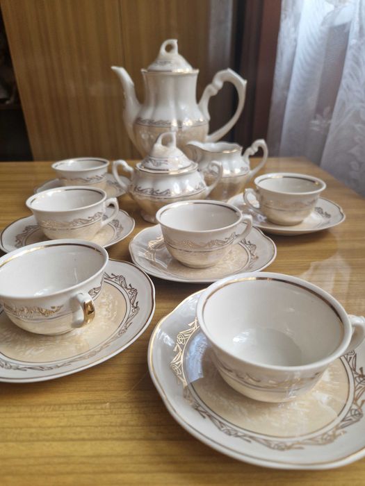 Chodzież porcelana serwis kawowy na 6 os PRL