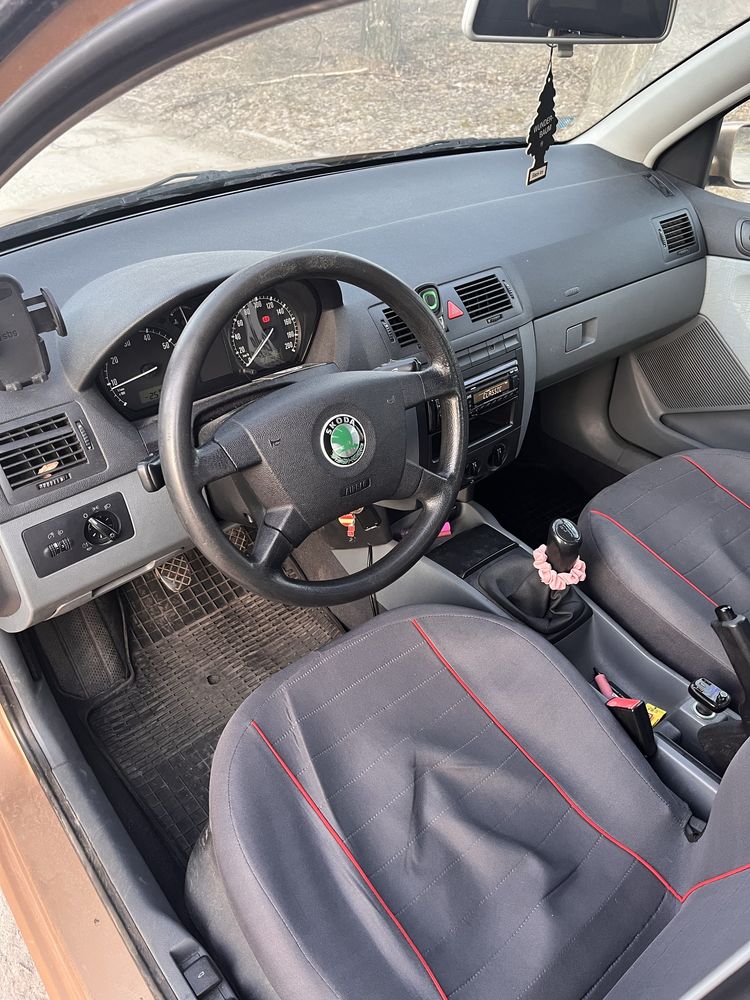 Skoda fabia 1.4 mpi comfort