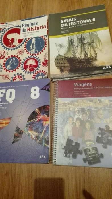 Livros escolares do 8 ano