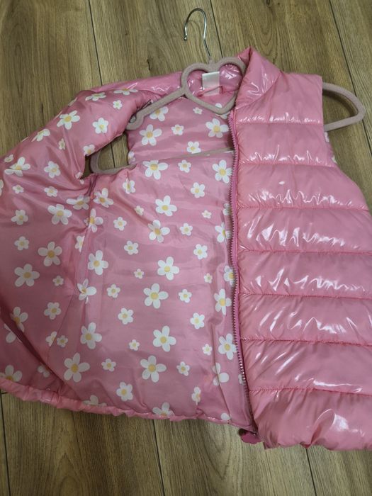 Bezrekawnik rozowy 134