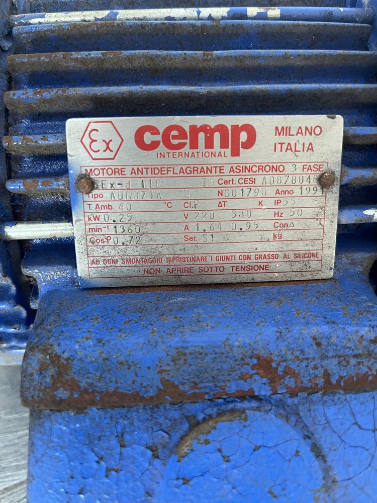 Motor elétrico cemp