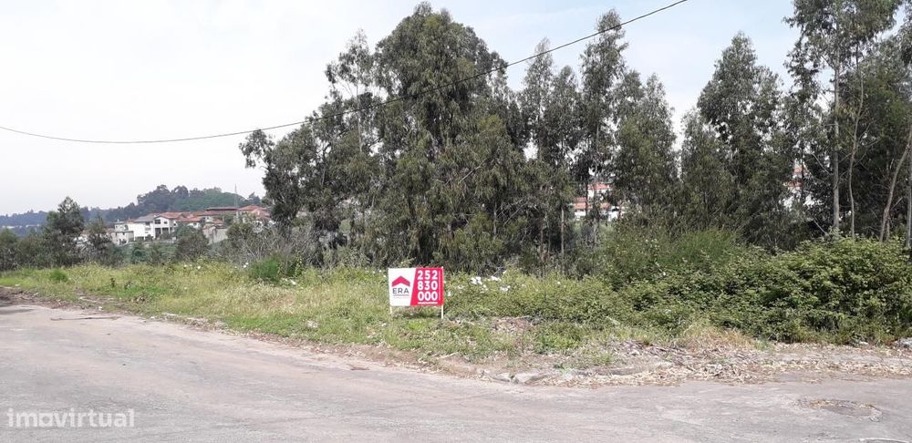 Lotes para venda em Vila das Aves