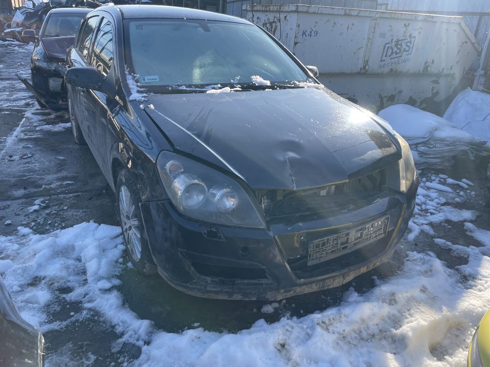 Na części Opel Astra H HB 5d 1.7 cdti kod lakieru Z20R