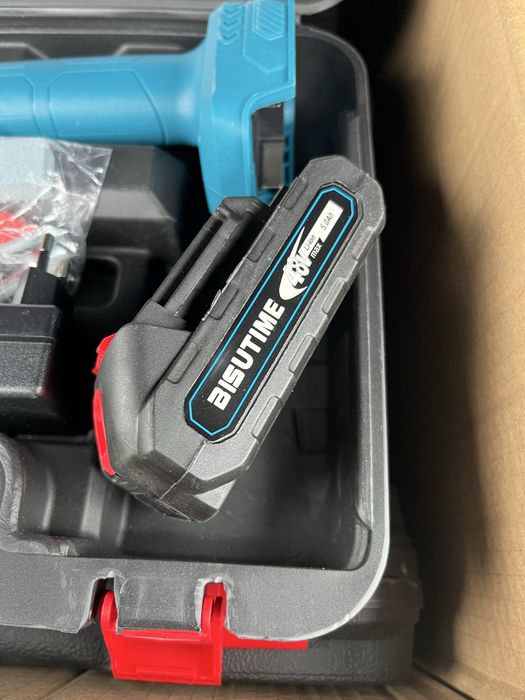 Tesoura de podar profissional 2 baterias compativeis makita