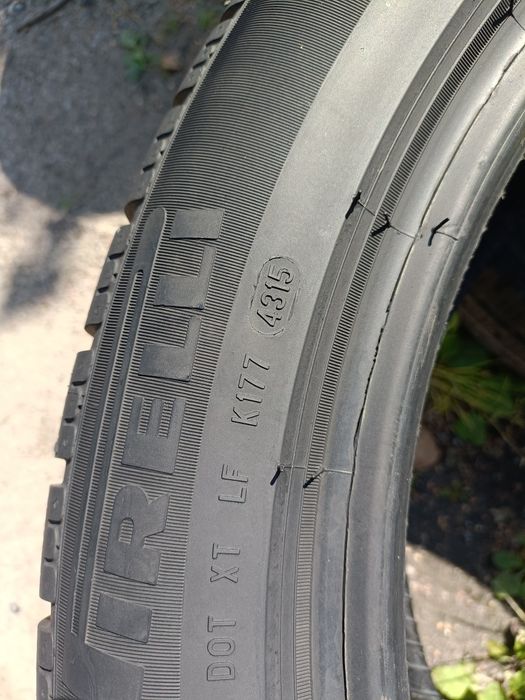 677, 235/50r19 Pirelli Sottozero 210 z 2015r 6.4mm A0