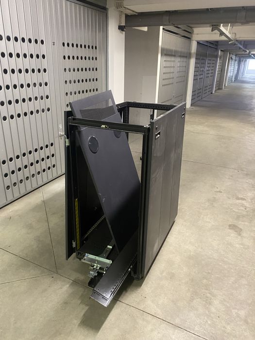 Szafa serwerowa Dell