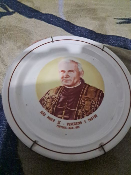 Prato louca de sacavem visira papa joao paulo segundo